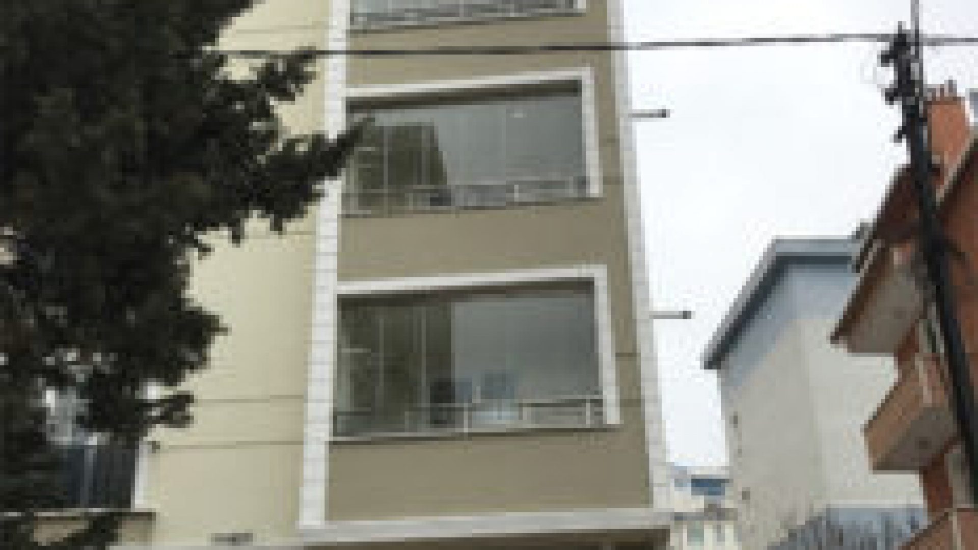cam-balkon-232x300